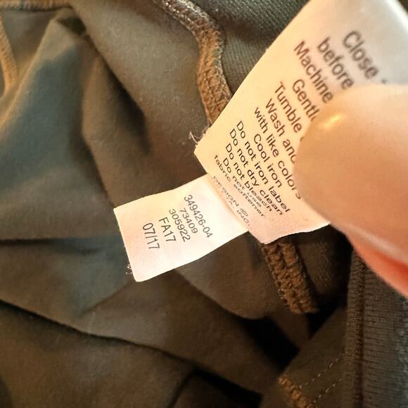 Athleta Green Metro Drifter High Rise Tight Leggings Size Small - Picture 8 of 8